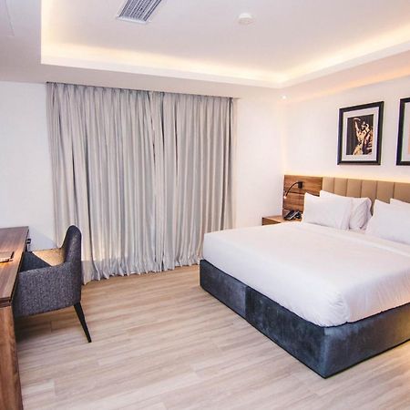 The Safron Hotel Lagos Buitenkant foto