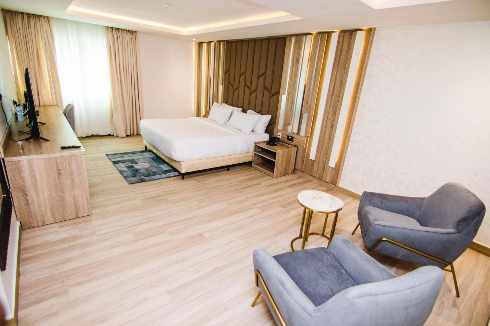 The Safron Hotel Lagos Buitenkant foto