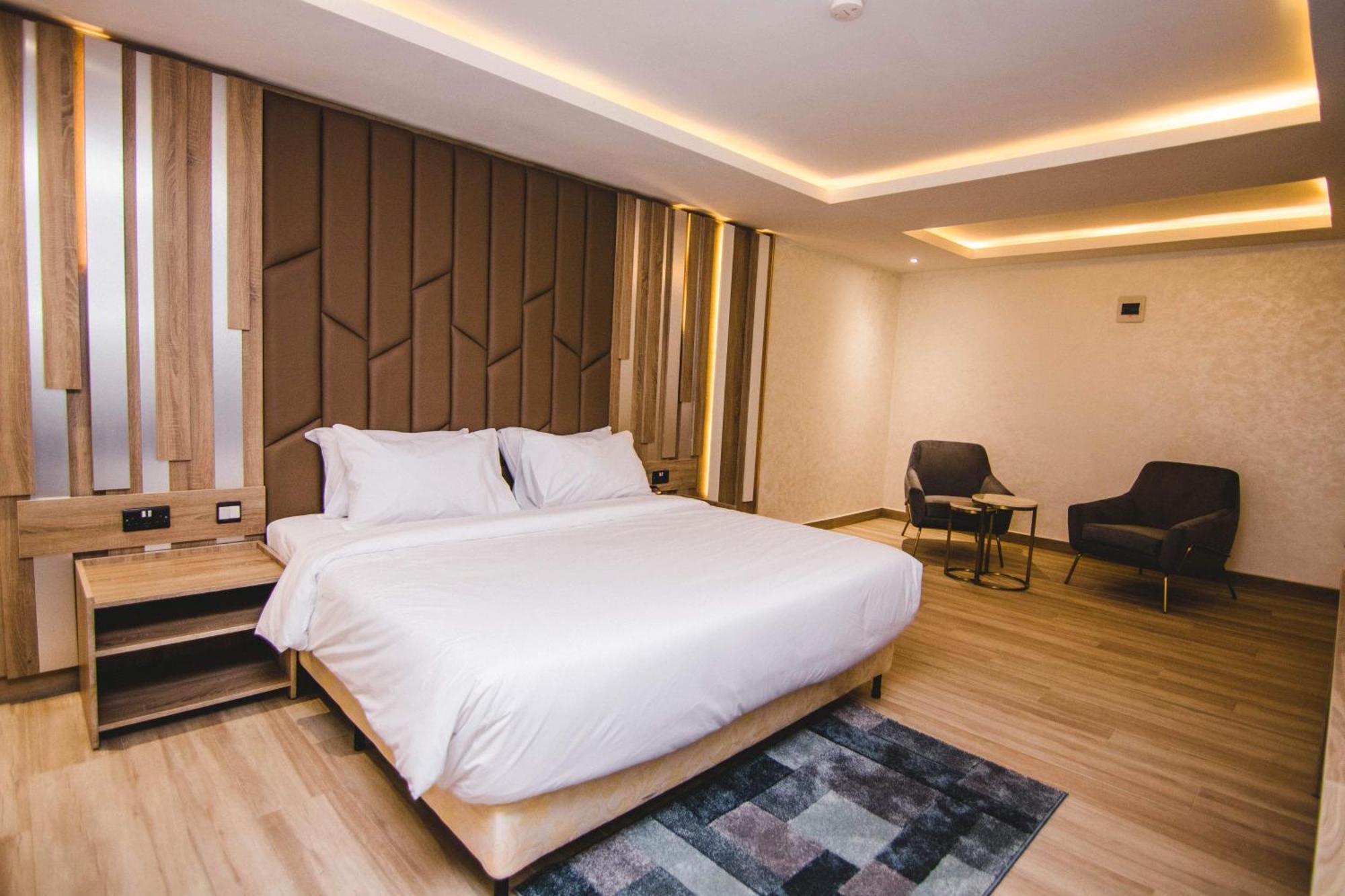 The Safron Hotel Lagos Buitenkant foto