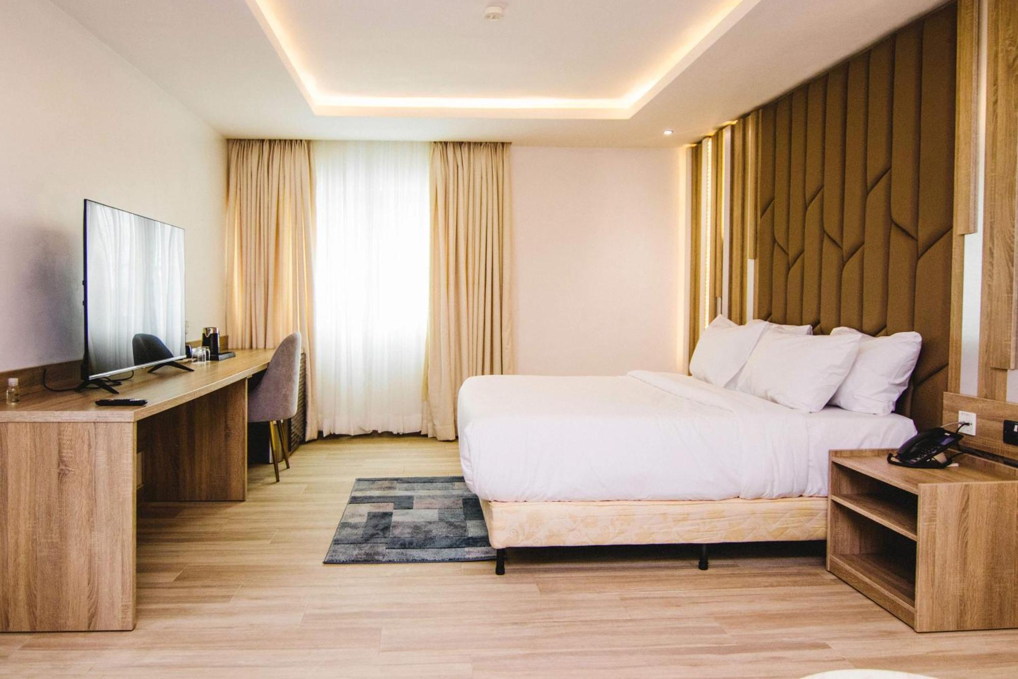 The Safron Hotel Lagos Buitenkant foto