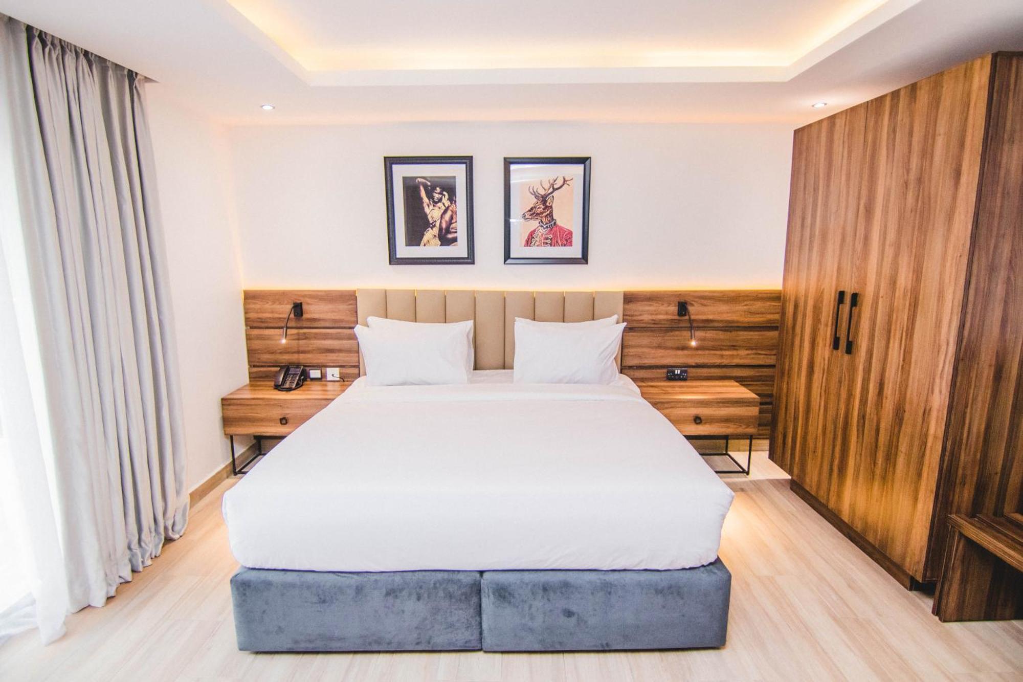 The Safron Hotel Lagos Buitenkant foto