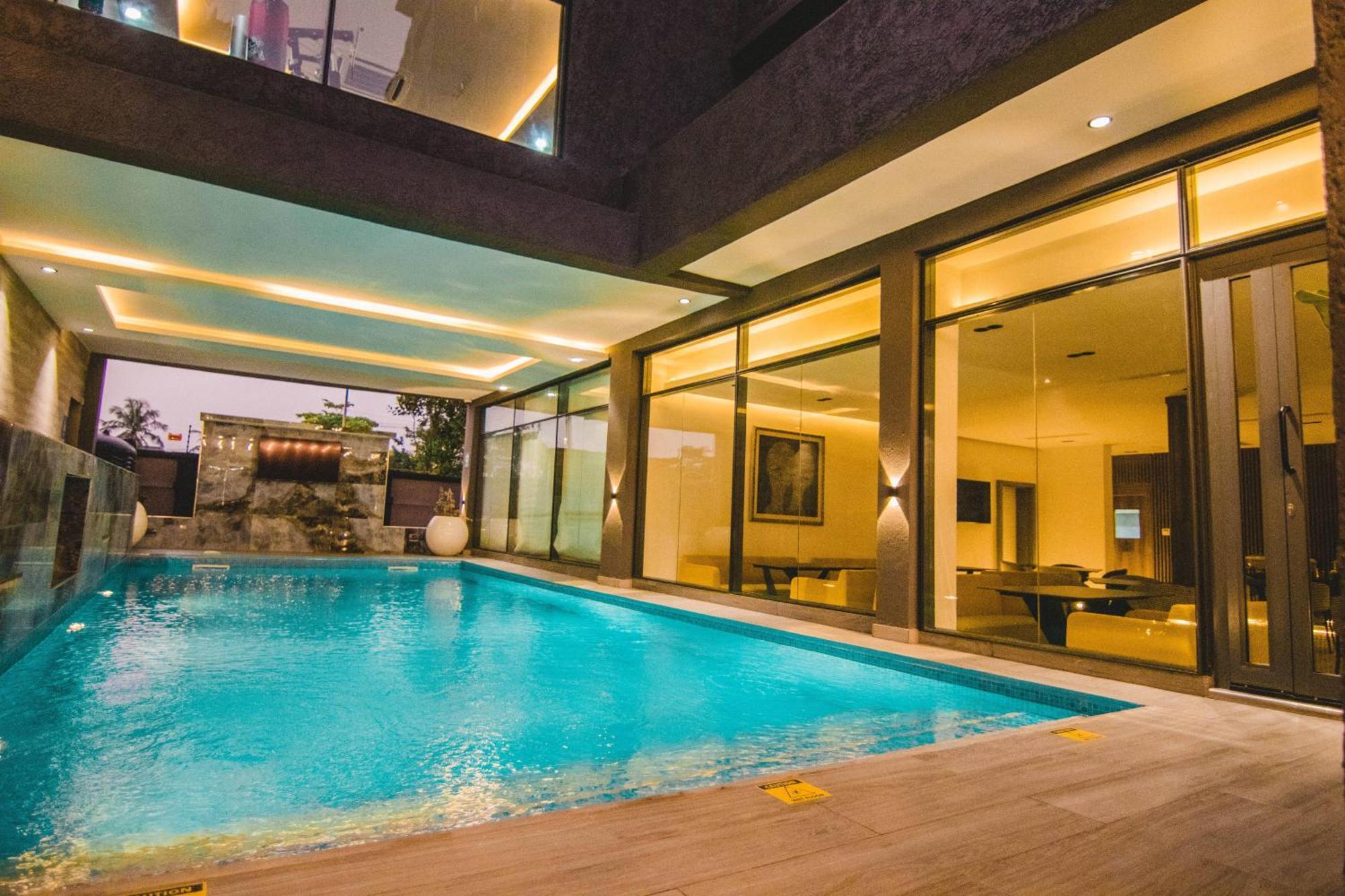 The Safron Hotel Lagos Buitenkant foto