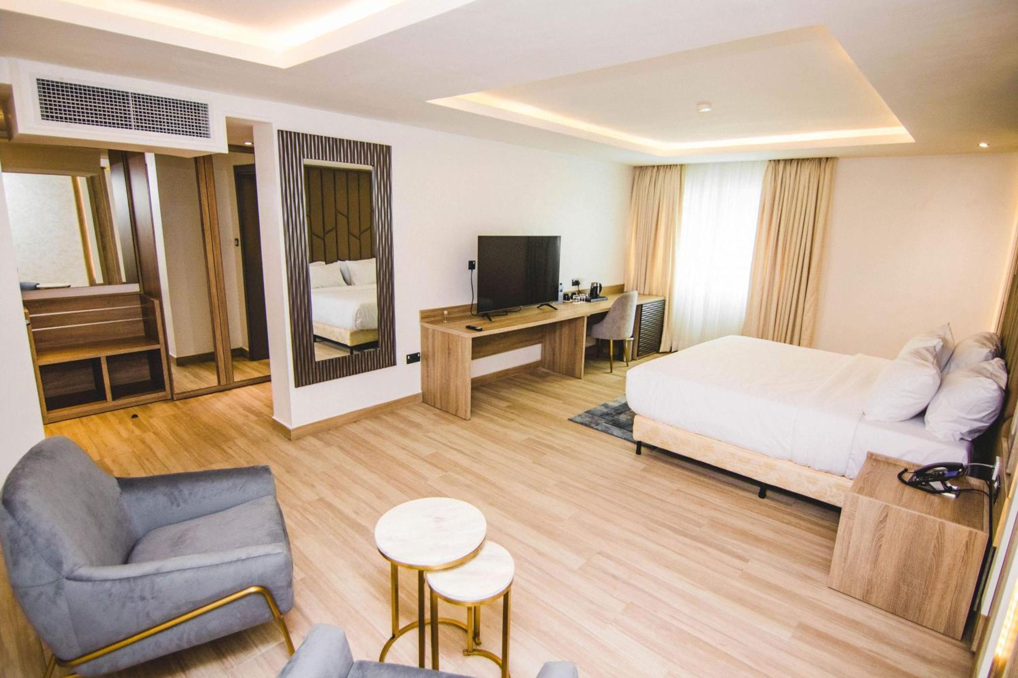The Safron Hotel Lagos Buitenkant foto