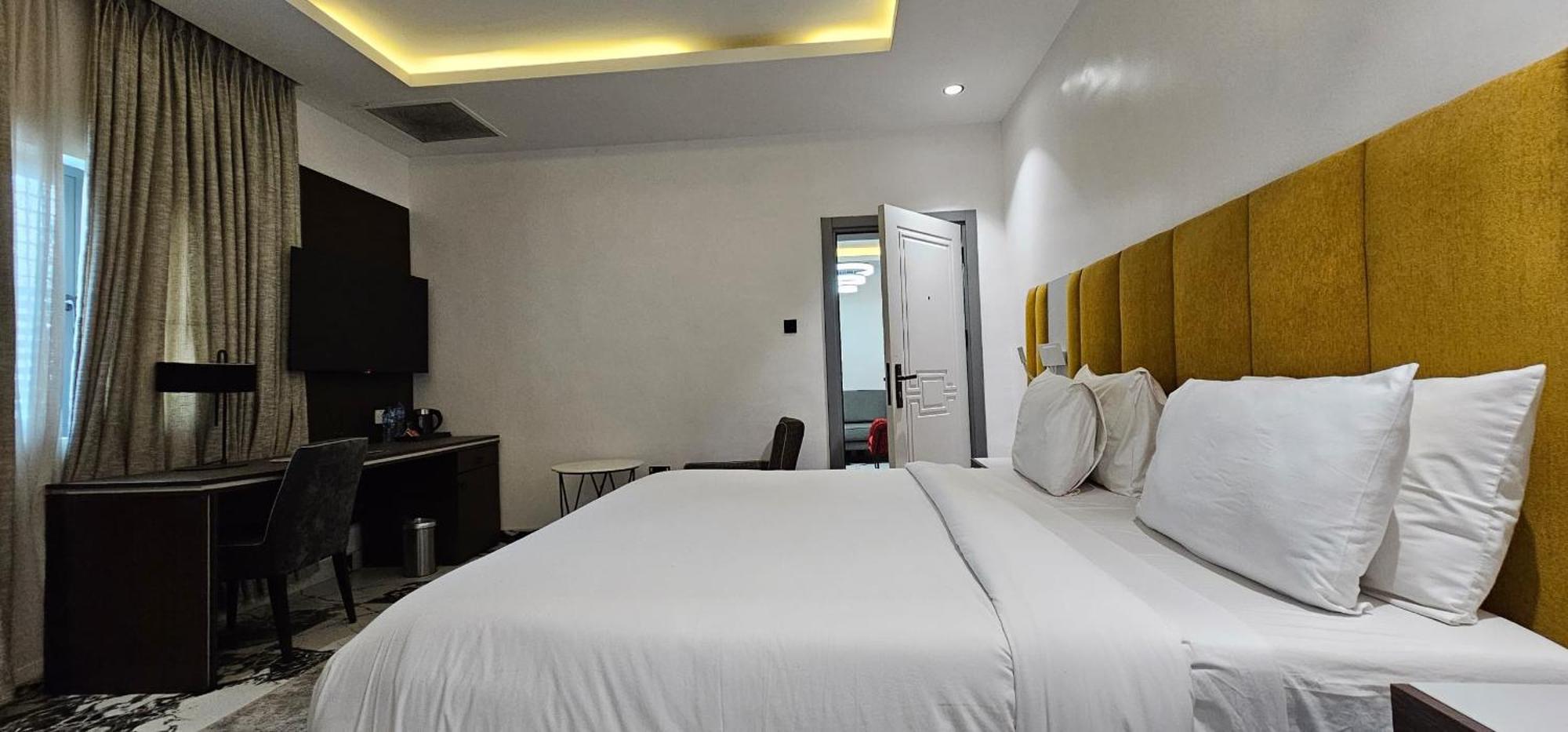 The Safron Hotel Lagos Buitenkant foto